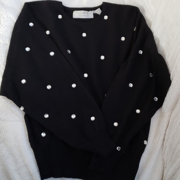 Vintage Evan Picone Lambswool and Angora Sweater - Picture 2 of 7